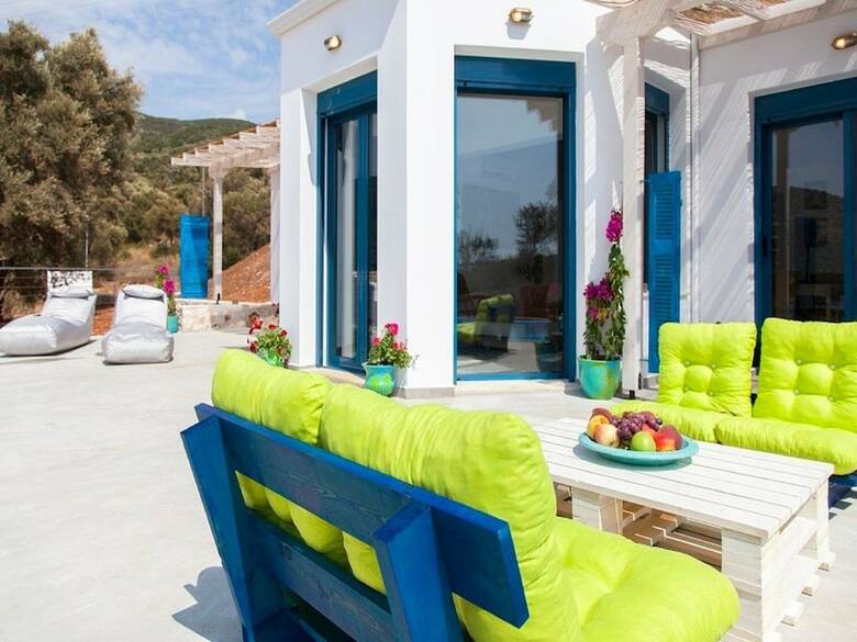 Zidanos Luxurious Villa