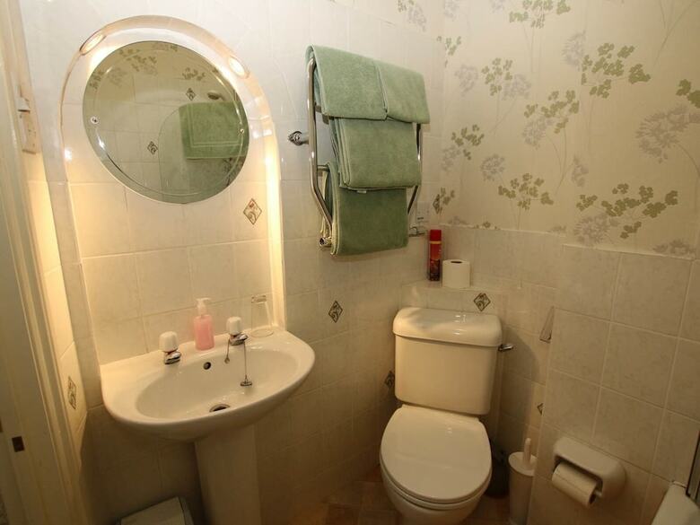 Bed & Breakfast Trenona Farm Holidays