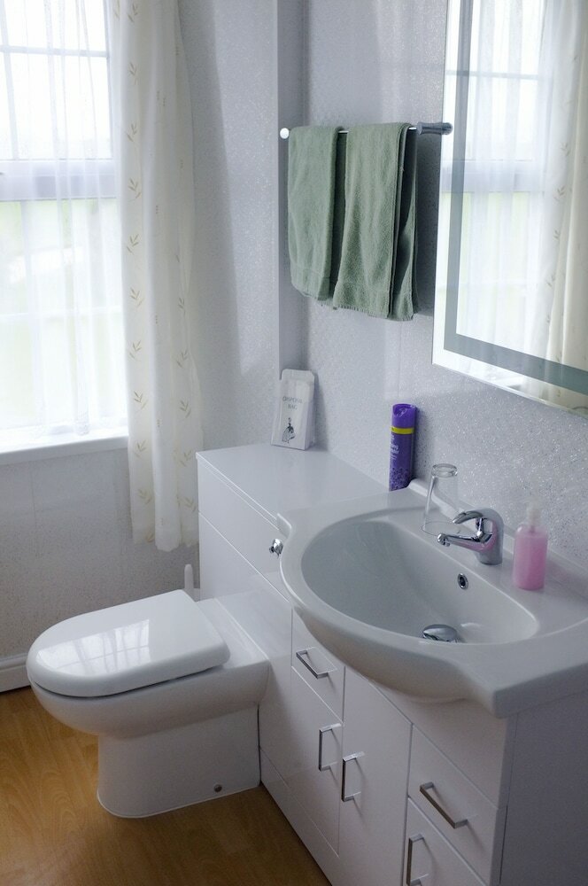 Bed & Breakfast Trenona Farm Holidays