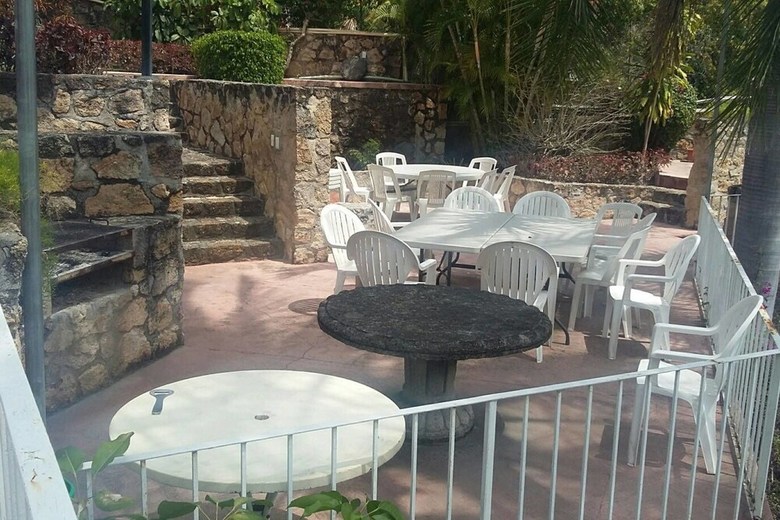 La Casa M�s Bonita de Teques - 30 Personas