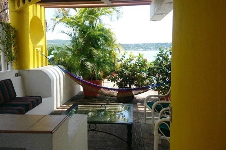 La Casa M�s Bonita de Teques - 30 Personas