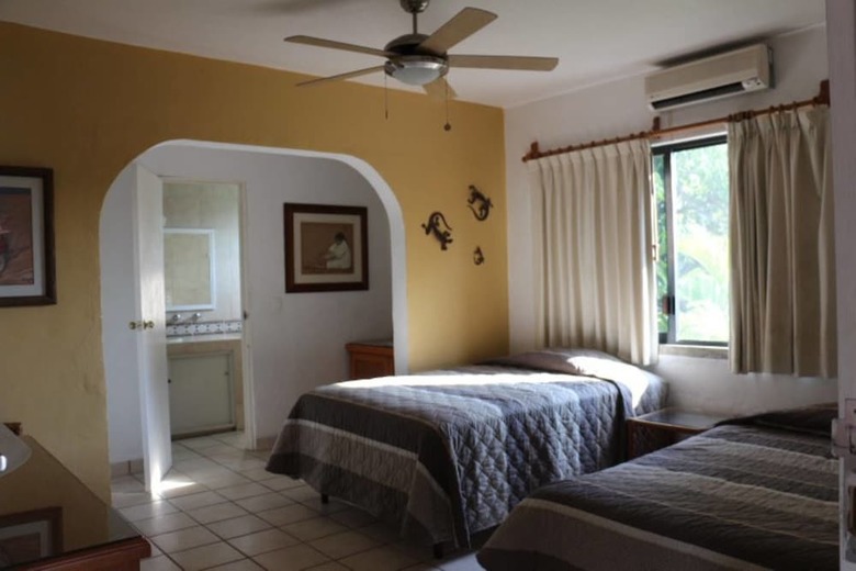 La Casa M�s Bonita de Teques - 30 Personas