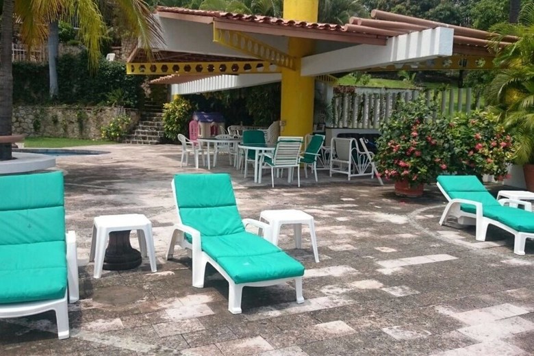 La Casa M�s Bonita de Teques - 30 Personas