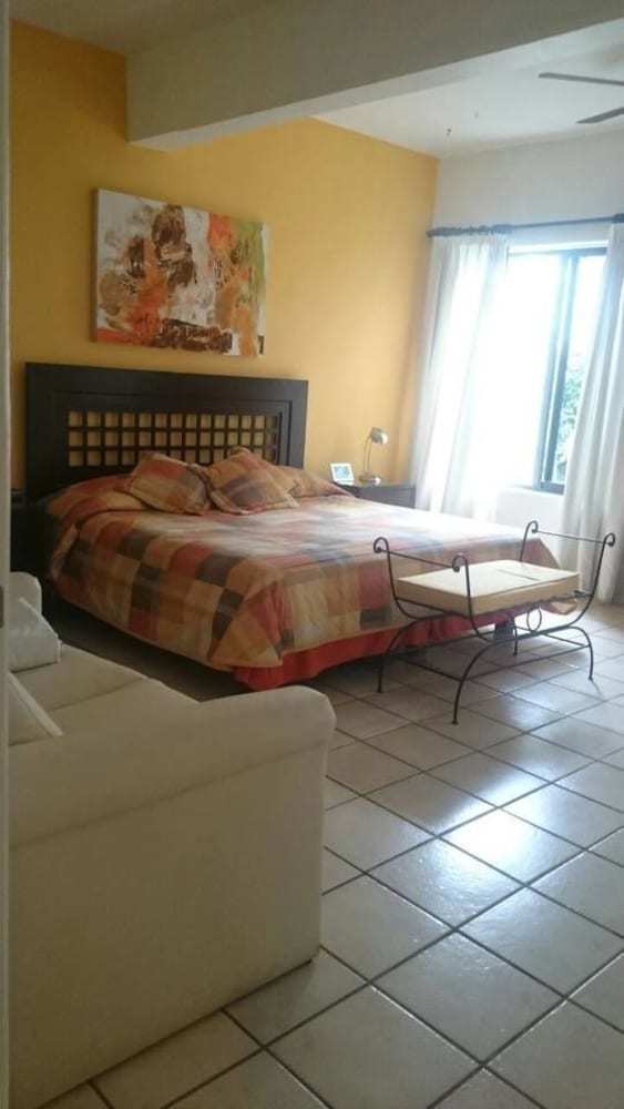 La Casa M�s Bonita de Teques - 30 Personas