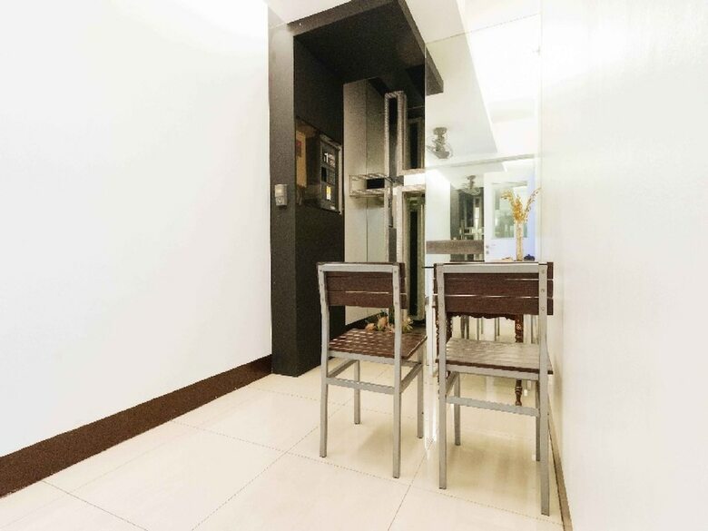 Hotel Reddoorz Plus @ Banawe Quezon City