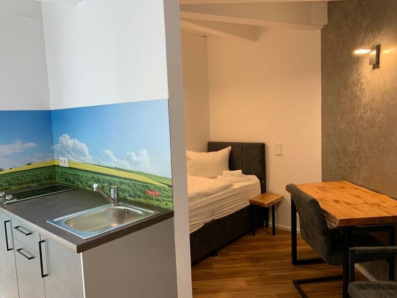 Tat Hotel