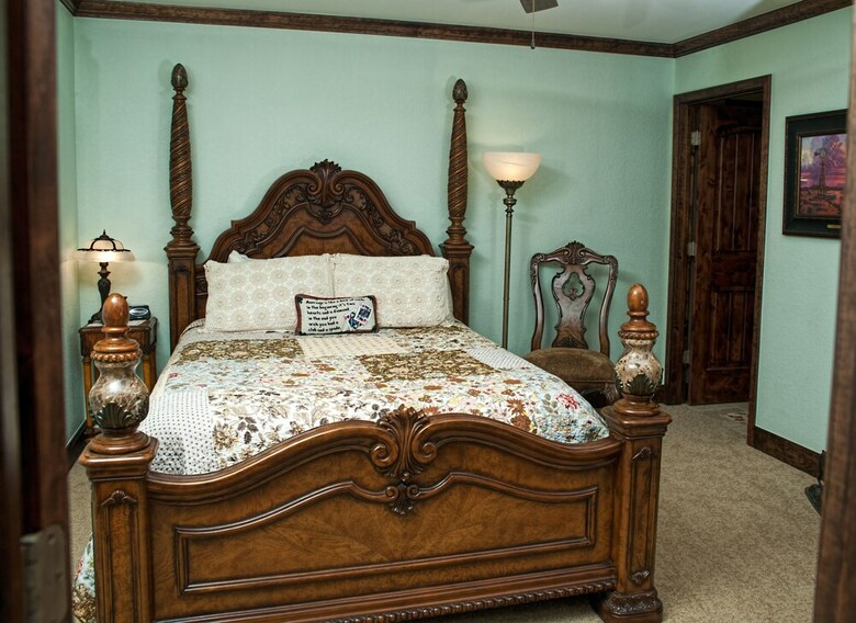 Posada Yellow Rose Inn