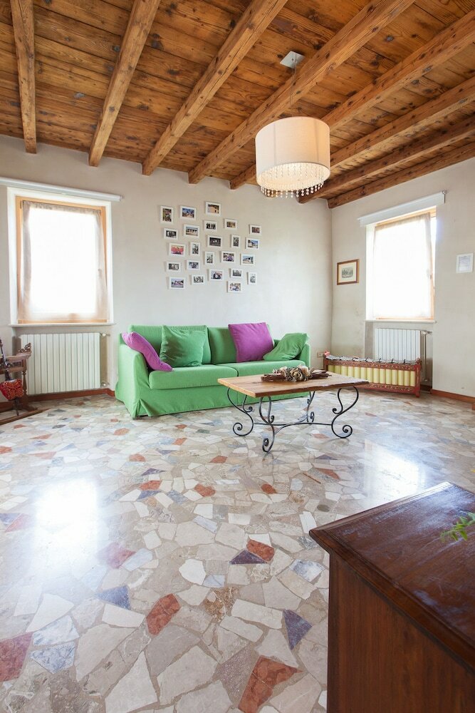 Agroturismo Cascina Serenella B&B