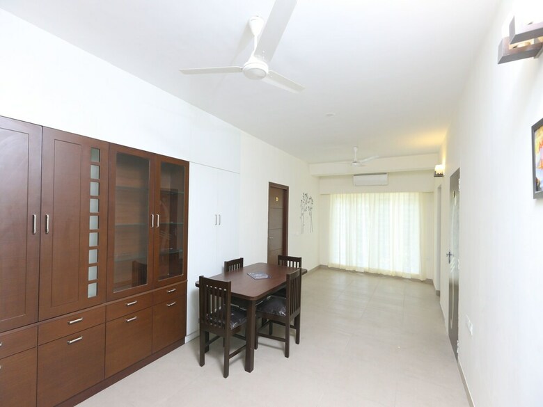 Hotel Oyo 12368 Day Inn