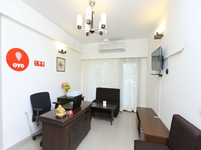 Hotel Oyo 12368 Day Inn