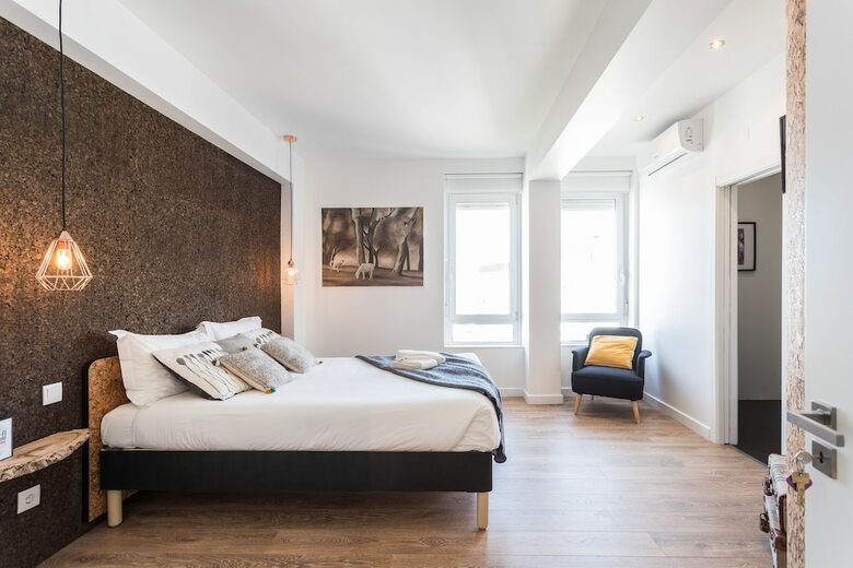 Bed & Breakfast Lisbon Airport Suites