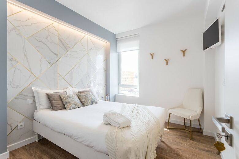 Bed & Breakfast Lisbon Airport Suites