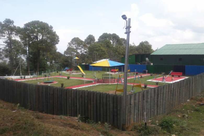 Hotel Janardan Resort Kausani