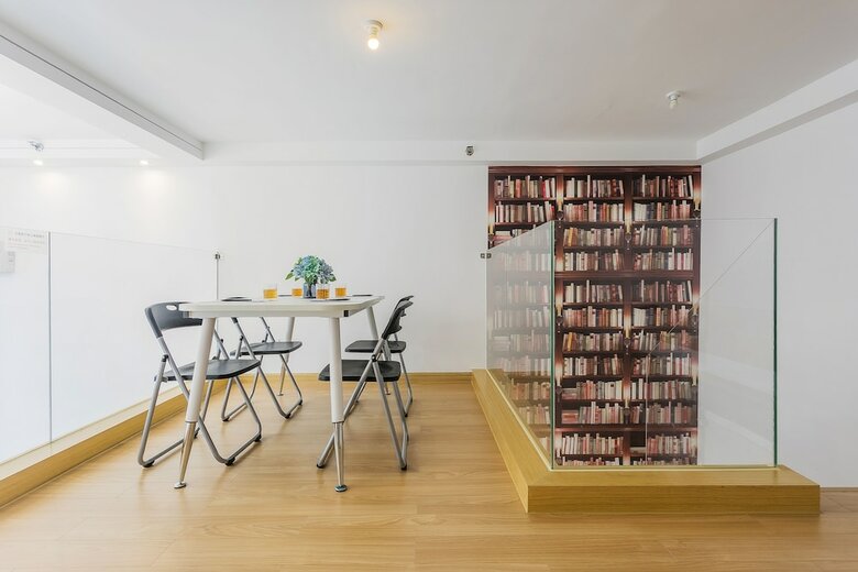 Ihouse Executive Apartment