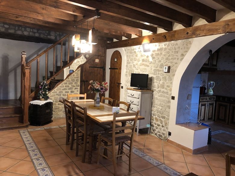 L' Escale Des Hirondelles