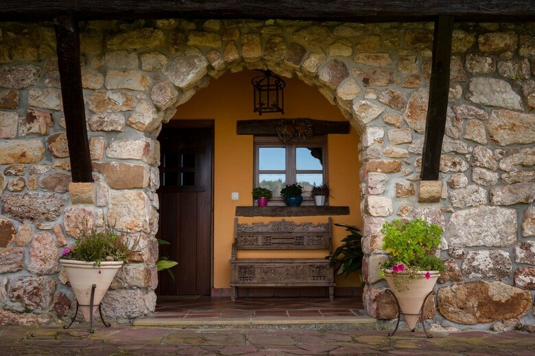 Agroturismo Casa Peluaga
