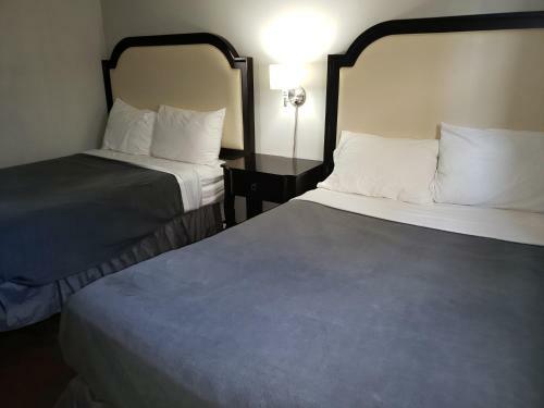 Hotel Niagara Falls Courtside Inn