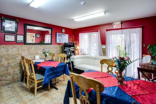 Two Rivers Bed And Breakfast