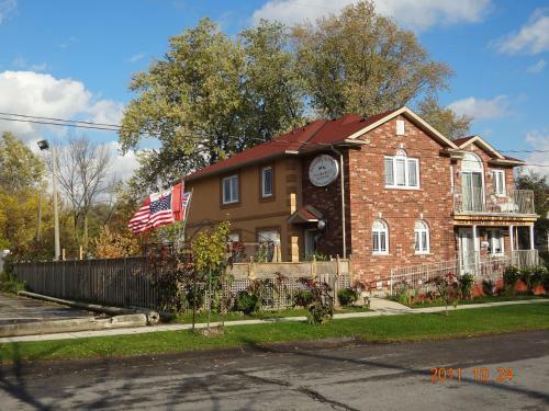 Two Rivers Bed And Breakfast