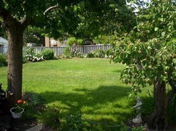 Dunn Street Inn Bed & Breakfast