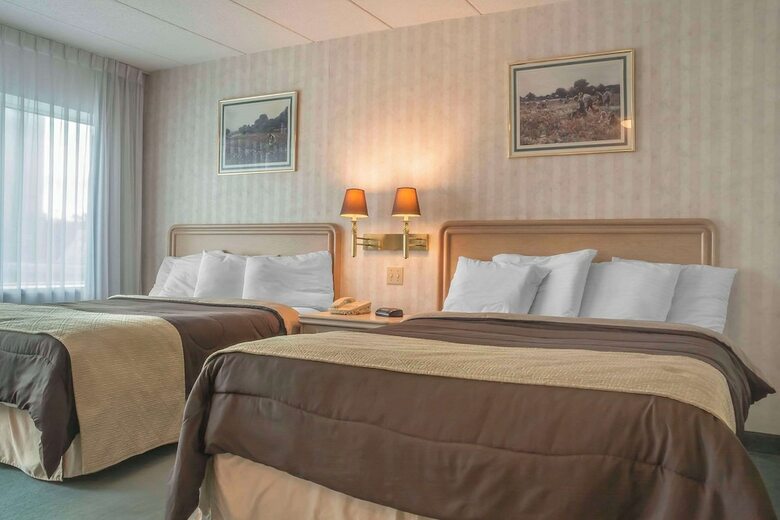 Hotel Rodeway Inn Fallsview