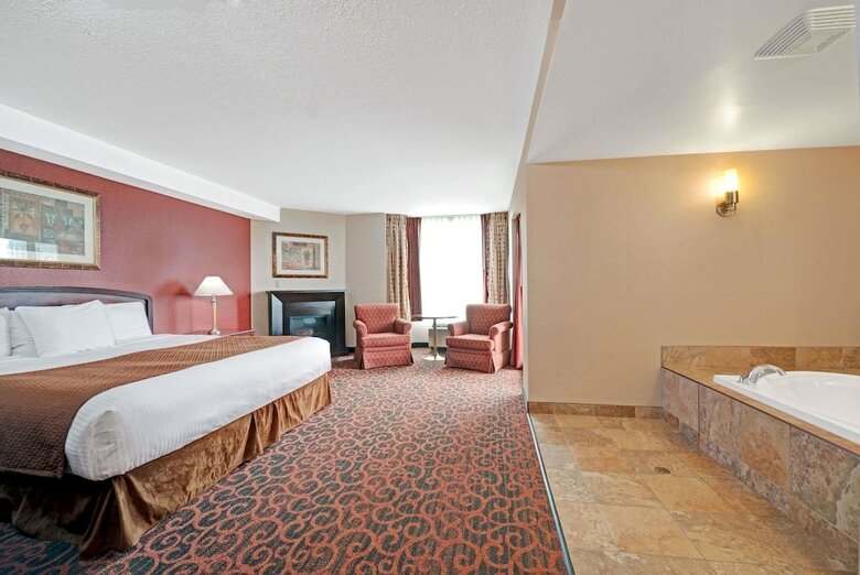 Ramada Hotel Niagara Falls Fallsview