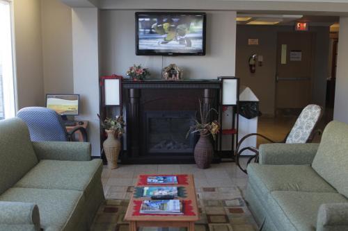 The Glengate Hotel & Suites