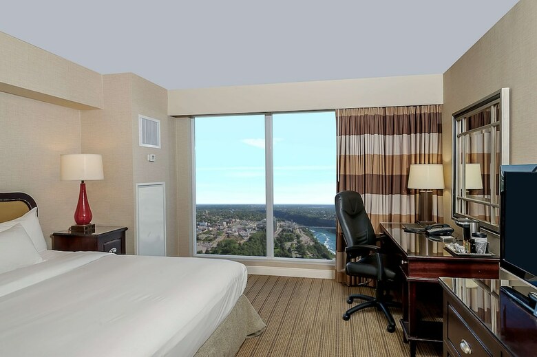 Hilton Hotel And Suites Niagara Falls/fallsview