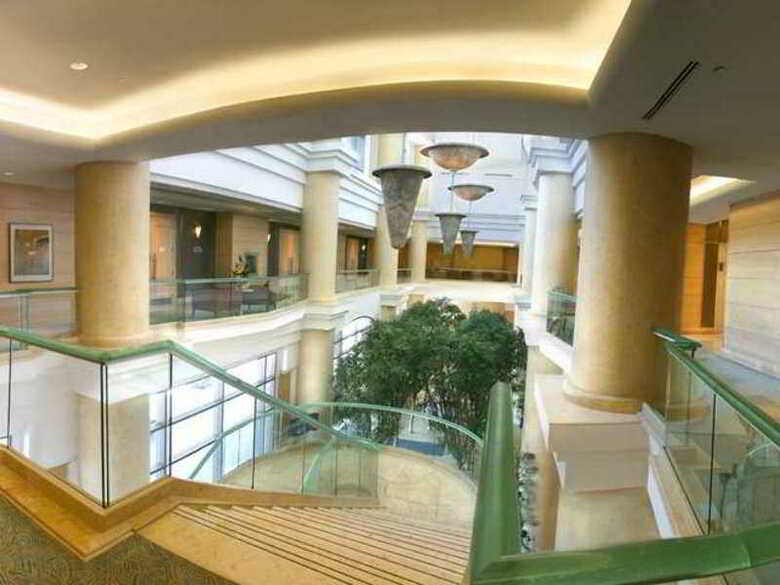 Hilton Hotel And Suites Niagara Falls/fallsview