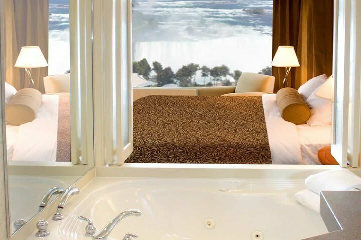 Hilton Hotel And Suites Niagara Falls/fallsview