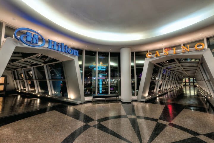 Hilton Hotel And Suites Niagara Falls/fallsview
