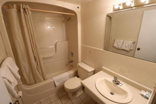 Hotel Americas Best Value Chalet Inn