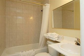 Hotel Niagara Lodge & Suites