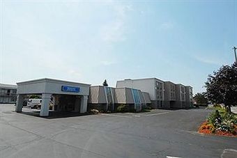 Hotel Niagara Lodge & Suites