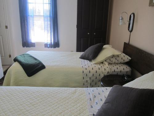Posada Salmon River Country Inn