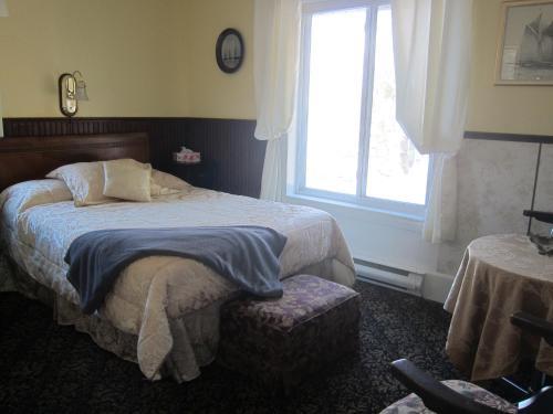 Posada Salmon River Country Inn