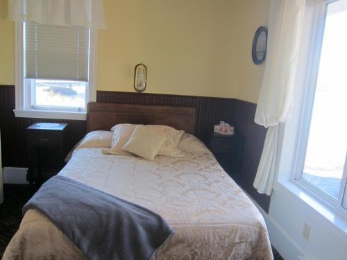 Posada Salmon River Country Inn