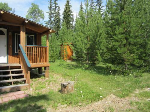 Seawood Bed & Breakfast & Cabins
