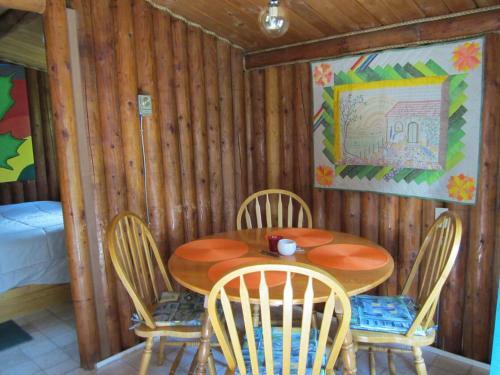 Seawood Bed & Breakfast & Cabins