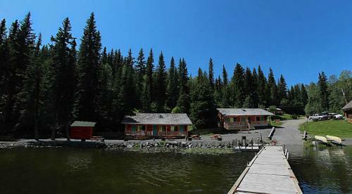 Lodge Lac Des Roches Resort