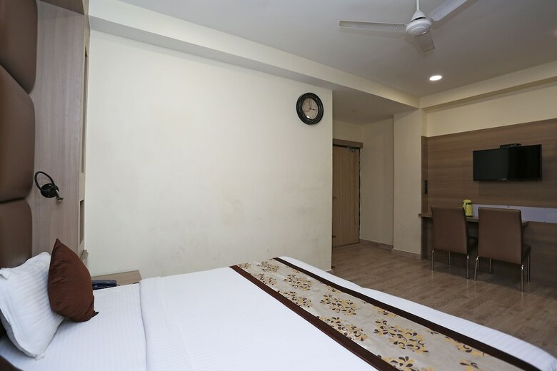 Hotel Oyo 5663 Gs Inn