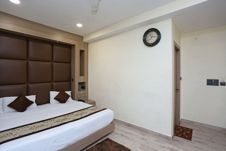 Hotel Oyo 5663 Gs Inn