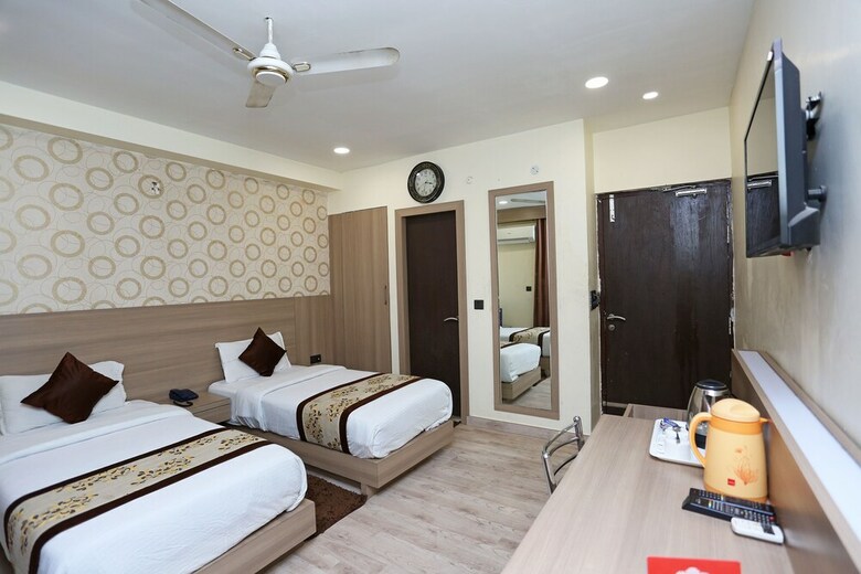 Hotel Oyo 5663 Gs Inn