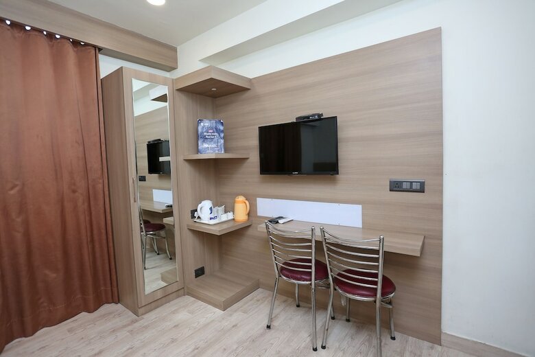 Hotel Oyo 5663 Gs Inn