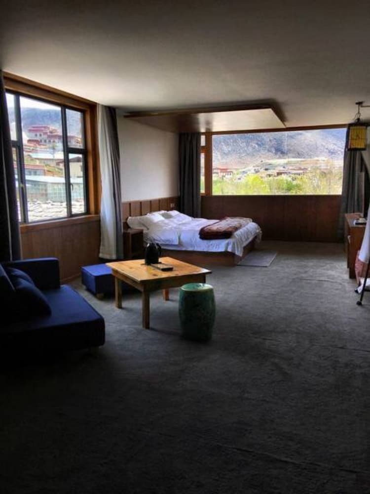 Posada Shangri-la Youyou Inn