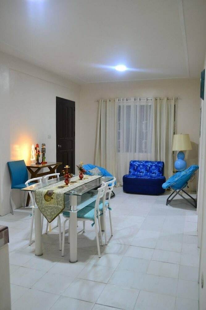 Hotel D&d Guest House
