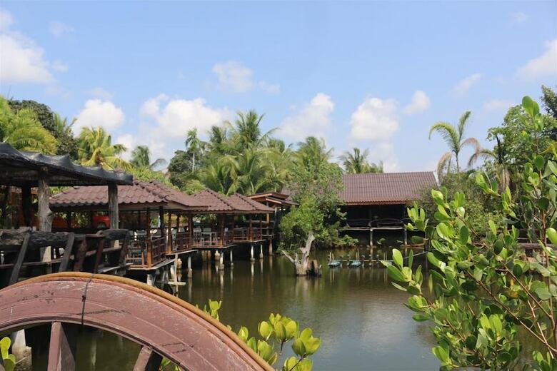 Hotel Baanmai Resort
