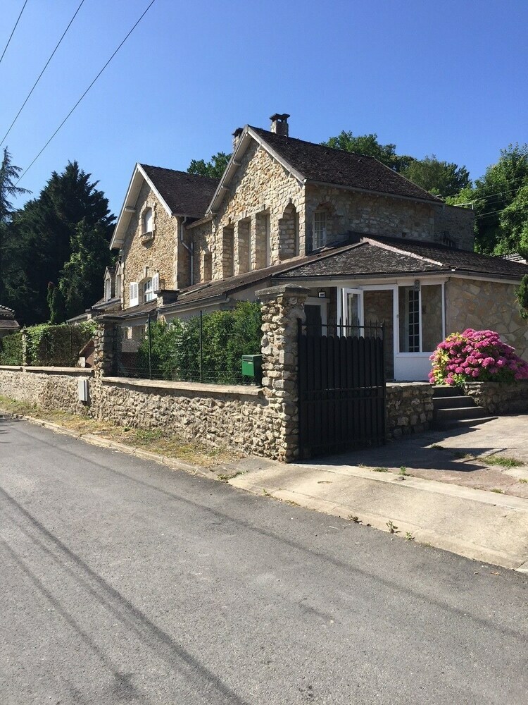 Maison En Bord de Seine
