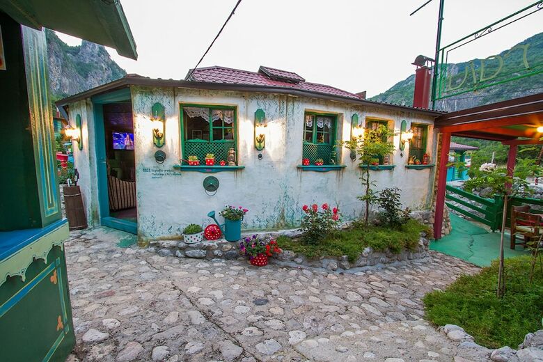 Apartamento Eko Selo Raj U Raju