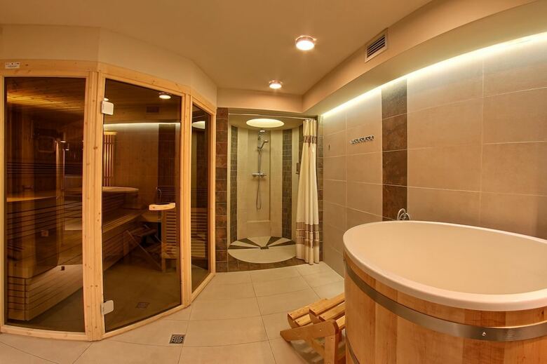 Hotel Zacisze W Turawie